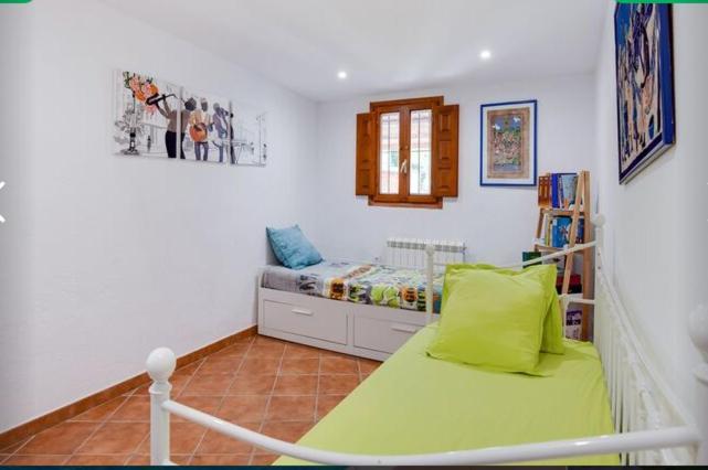 Detached villa for 6 People in Lloret de Mar Puigventos Eksteriør bilde