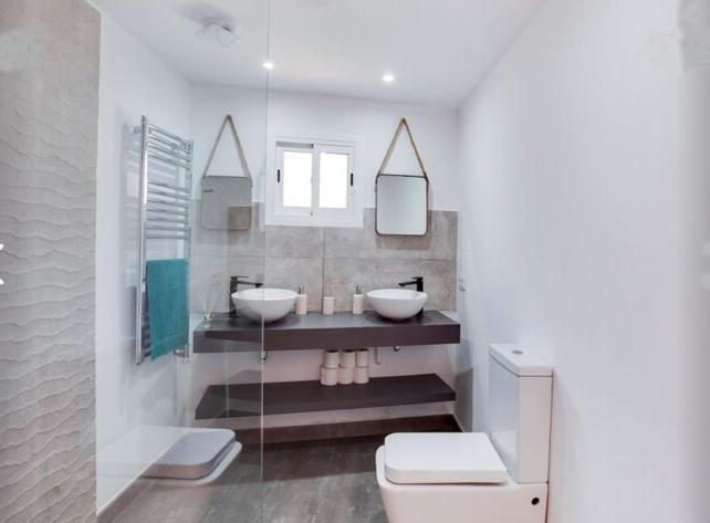 Detached villa for 6 People in Lloret de Mar Puigventos Eksteriør bilde